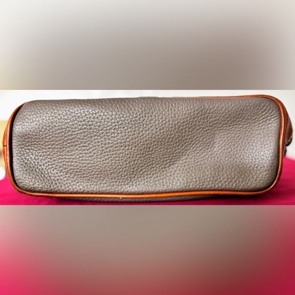 Dooney & Bourke 1975 Women's Pebble Grain Leather Crossbody- - Picture 8 of 11